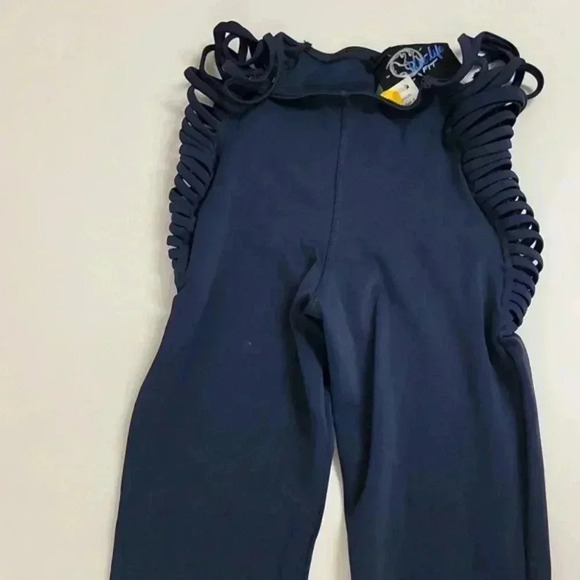 Blue life fit STRAPPY HIGH WAIST LEGGING in blue - Picture 4 of 10